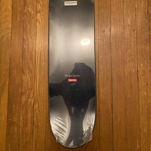 Supreme x New York Yankees Skateboard Deck - Picture 4 of 5